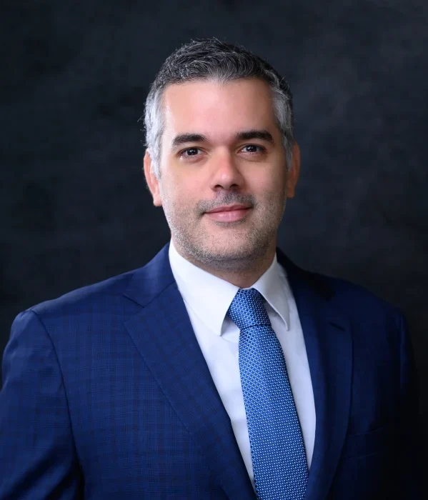 آقای علیاری