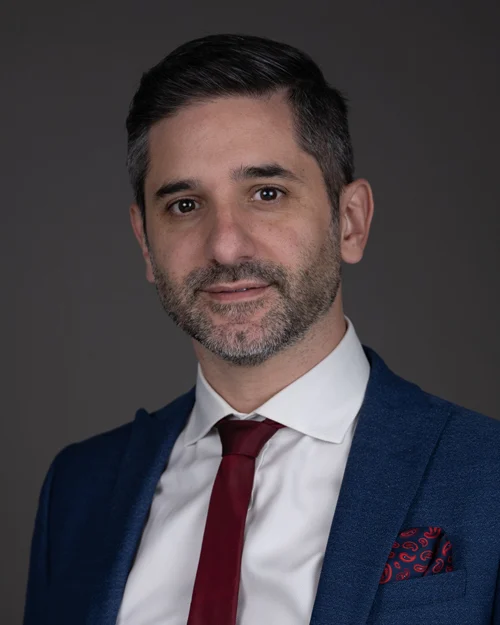 آقای علیاری